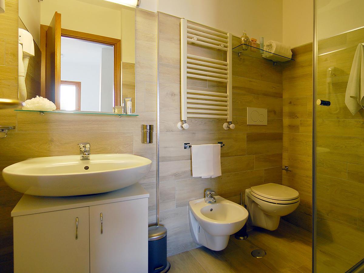 Residence Фраскаті Екстер'єр фото